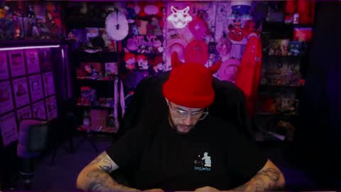 Snapshot of beastbxy chatting on 09/30/25, 03:33 beast bxy online show from 09/30/25, 03:33