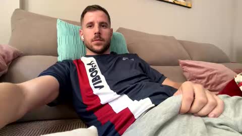 beastcumcam online show from 04/19/26, 01:43