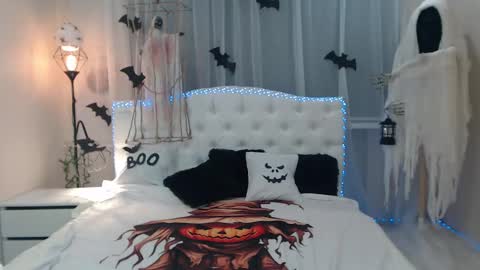 beataangel online show from 10/13/25, 08:25