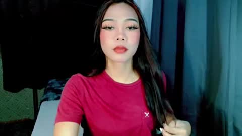 Snapshot of beatrice_luna chatting on 06/15/26, 02:30 beatrice_luna online show from 06/15/26, 02:30