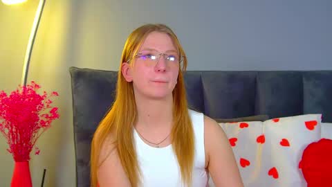 Beatrice online show from 02/25/26, 06:34