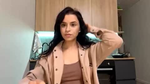 Katie online show from 10/09/25, 09:51