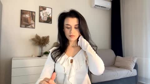 Katie online show from 10/27/25, 11:14