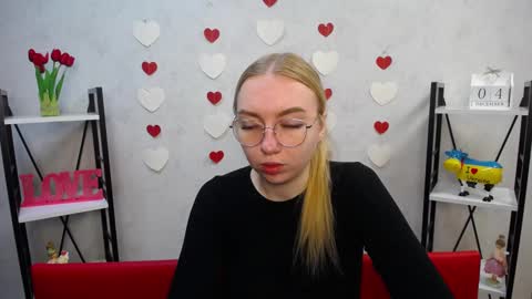 BeatriceFlyy online show from 12/04/24, 09:29