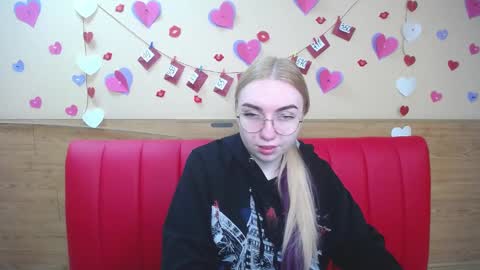 BeatriceFlyy online show from 03/01/25, 06:13