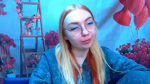 BeatriceFlyy online show from 04/18/26, 01:04