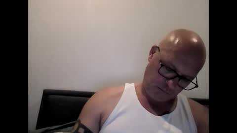 Snapshot of beatsboy87 chatting on 01/18/25, 12:26 beatsboy87 online show from 01/18/25, 12:26