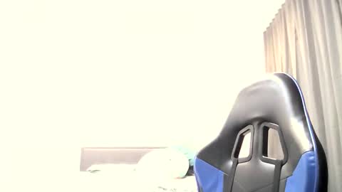 Snapshot of beatsboy87 chatting on 01/24/25, 11:15 beatsboy87 online show from 01/24/25, 11:15