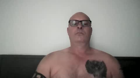 Snapshot of beatsboy87 chatting on 02/02/25, 12:30 beatsboy87 online show from 02/02/25, 12:30