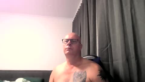 Snapshot of beatsboy87 chatting on 02/10/25, 11:25 beatsboy87 online show from 02/10/25, 11:25