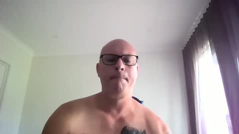 Snapshot of beatsboy87 chatting on 02/15/25, 04:25 beatsboy87 online show from 02/15/25, 04:25