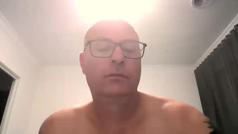 Snapshot of beatsboy87 chatting on 02/27/25, 02:43 beatsboy87 online show from 02/27/25, 02:43