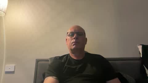 Snapshot of beatsboy87 chatting on 10/25/25, 11:29 beatsboy87 online show from 10/25/25, 11:29