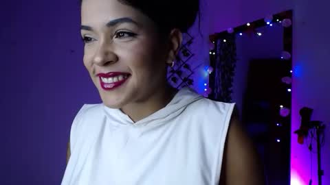 Snapshot of beautibellah chatting on 02/07/26, 02:04 beautibellah online show from 02/07/26, 02:04