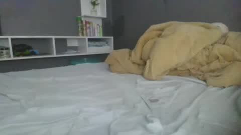 Snapshot of beautie699392 chatting on 09/16/25, 02:18 Lil stunner online show from 09/16/25, 02:18