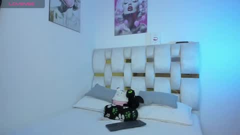 Valeria online show from 02/10/25, 06:20