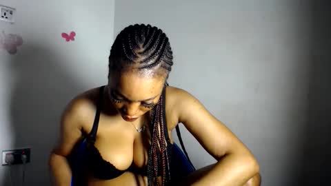 moanna online show from 04/20/26, 07:15