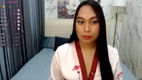 Im Kim and Im Single in real life online show from 03/12/26, 04:46