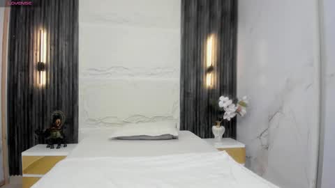   online show from 12/16/25, 02:05