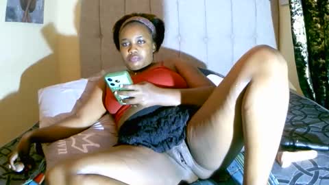 beautifulpeach2 online show from 11/03/25, 08:59