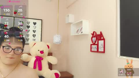 Snapshot of beautty_pink chatting on 02/08/25, 02:38 beautty_pink online show from 02/08/25, 02:38