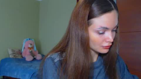 Snapshot of beauty_fruity chatting on 03/11/25, 12:28 Maria online show from 03/11/25, 12:28
