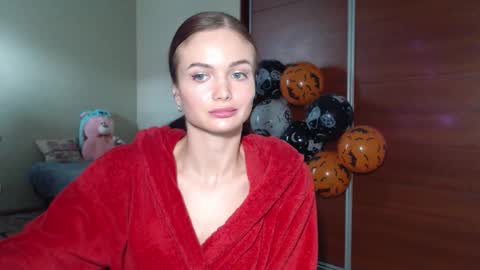 Maria online show from 11/12/25, 11:10