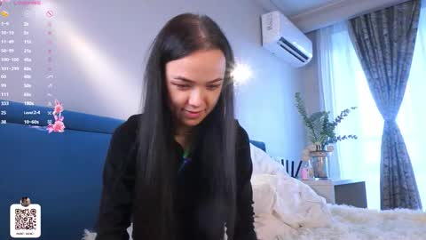 Polly  online show from 10/13/25, 06:02