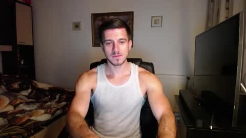 Mia and Jake online show from 10/06/25, 01:14