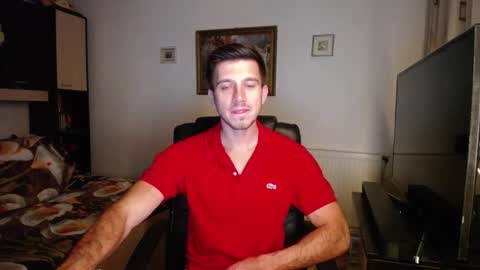 Mia and Jake online show from 10/08/25, 04:04