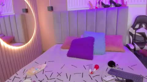 Chantall online show from 03/11/26, 03:56