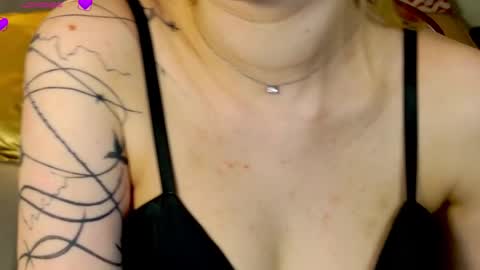 beauty Sasha online show from 04/08/26, 03:01