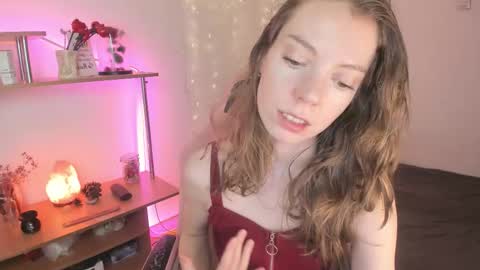 Eliise online show from 12/16/25, 08:30