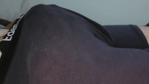 Snapshot of beautyinyoursmile chatting on 12/08/24, 03:24 love2seeudear online show from 12/08/24, 03:24