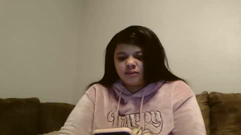 Snapshot of beautyloves chatting on 02/13/25, 10:23 Beauty online show from 02/13/25, 10:23