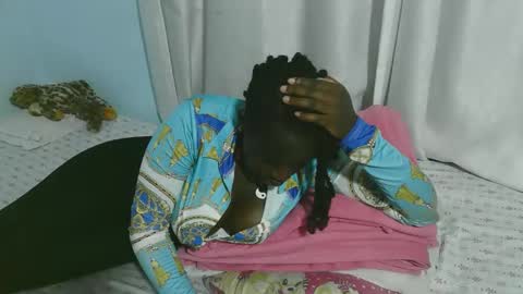 tyler online show from 10/28/25, 06:21