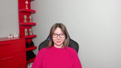 Zoe online show from 02/19/26, 06:53