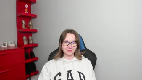 Zoe online show from 04/23/26, 05:41