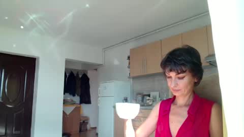 Raluca online show from 09/18/25, 12:40