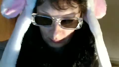 Raluca online show from 12/01/25, 08:03