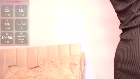 Jennifer online show from 02/23/25, 01:35