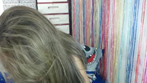 bebelove25 online show from 01/05/25, 03:22