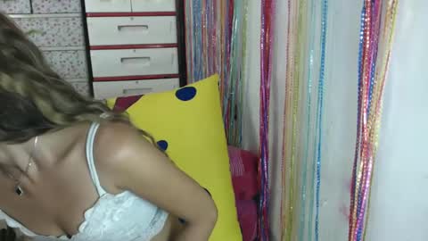 bebelove25 online show from 02/09/25, 10:32