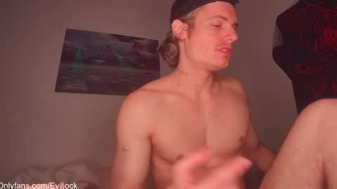 bebe  dust online show from 04/05/26, 03:47