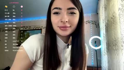 Snapshot of bebravee chatting on 06/08/26, 10:26 Melissa online show from 06/08/26, 10:26