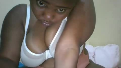 bebswee21 online show from 05/14/26, 02:24