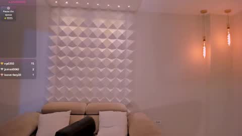 Snapshot of beccabaxter chatting on 02/16/25, 08:44 Am Becca online show from 02/16/25, 08:44