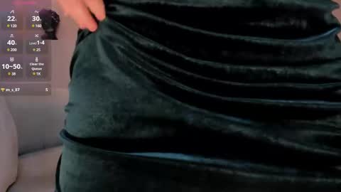 Snapshot of beccabaxter chatting on 03/03/25, 10:42 Am Becca online show from 03/03/25, 10:42