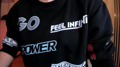 Snapshot of beccabaxter chatting on 09/14/25, 12:04 Am Becca online show from 09/14/25, 12:04