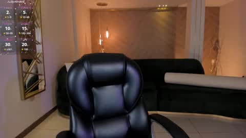 Snapshot of beccabaxter chatting on 09/23/25, 07:50 Am Becca online show from 09/23/25, 07:50